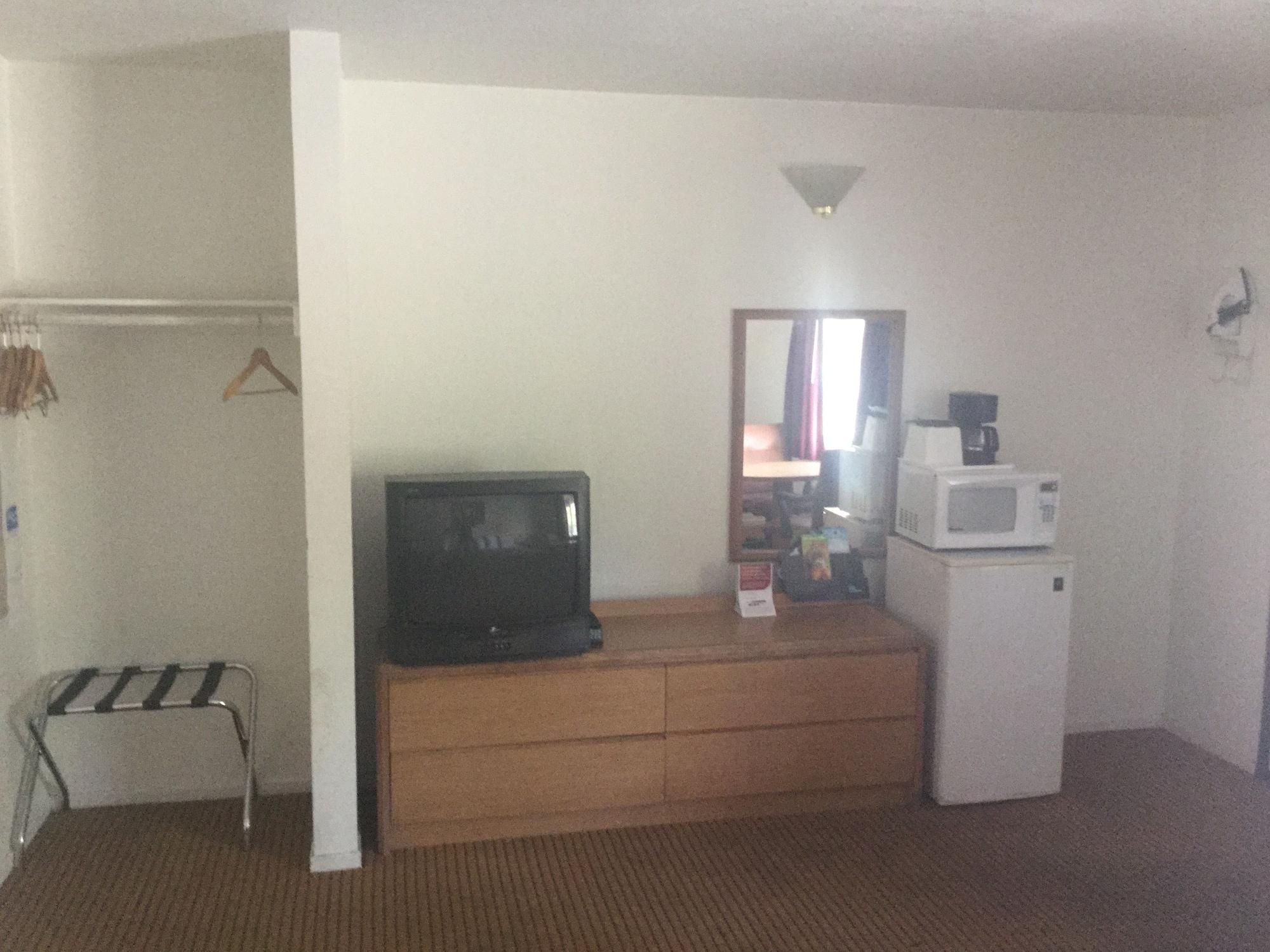 Rodeway Inn Бомонт Екстер'єр фото