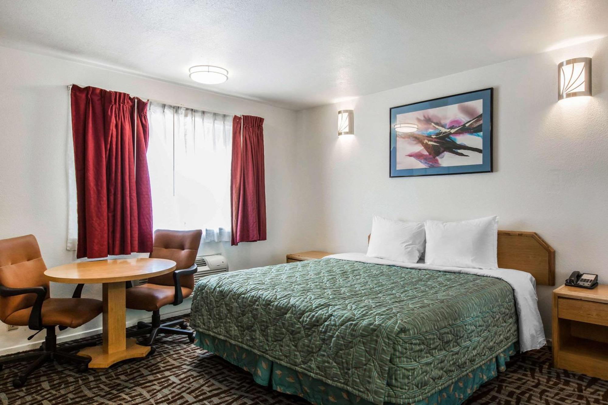 Rodeway Inn Бомонт Екстер'єр фото